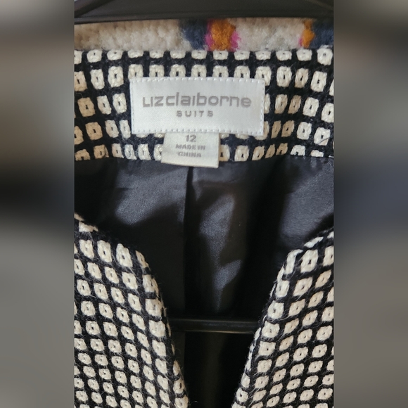 Liz Claiborne Blazer - Picture 3 of 9